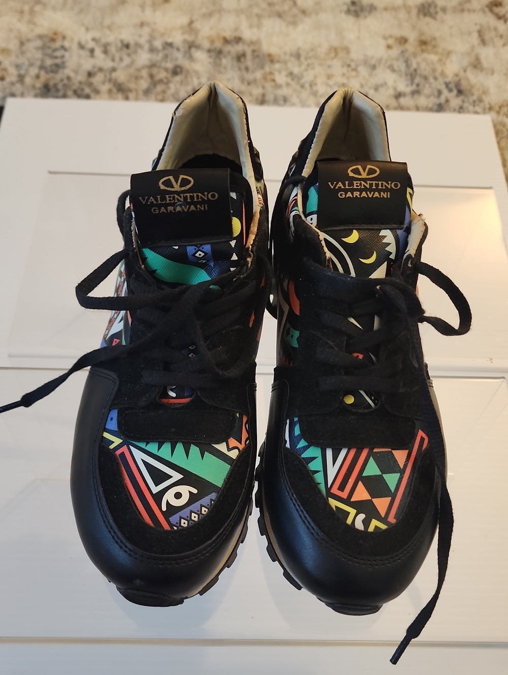 Valentino Garavani Womans Rockrunner Sneakers.